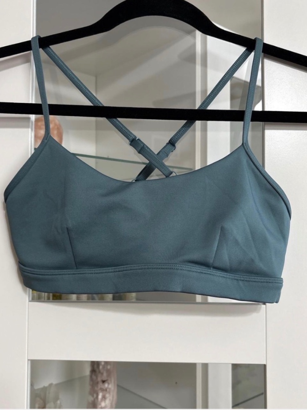 ALO Yoga Airlift Intrigue Bra Teal Blue size Small